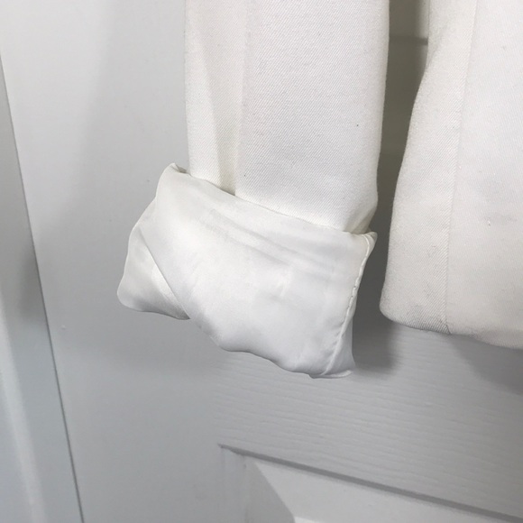White blazer - Picture 7 of 7